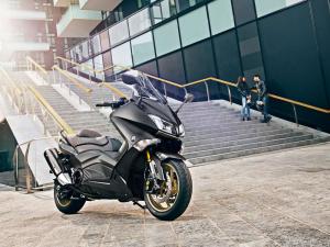 2016 Yamaha TMax Iron Max
