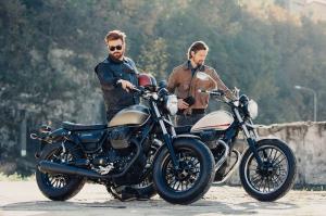 2016 Moto Guzzi V9 Bobber и Moto Guzzi V9 Roamer