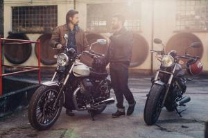 2016 Moto Guzzi V9 Bobber и Moto Guzzi V9 Roamer