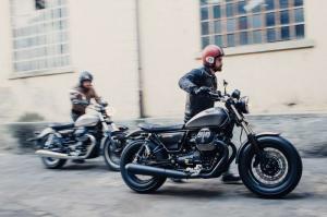 2016 Moto Guzzi V9 Bobber и Moto Guzzi V9 Roamer