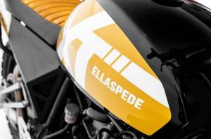 2015 Yamaha XT660 by Ellaspede