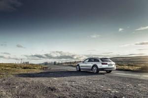 2015 Audi A6 Allroad Sport UK)