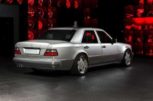 1993 Mercedes-Benz E60 AMG by Overdrive