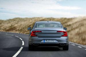2016 Volvo S90