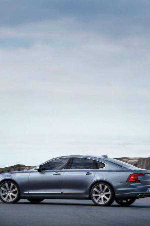 2016 Volvo S90