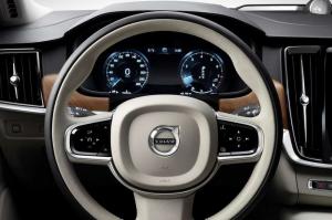 2016 Volvo S90