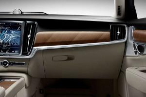 2016 Volvo S90