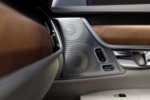2016 Volvo S90