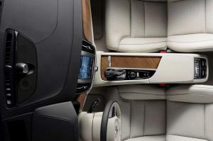 2016 Volvo S90