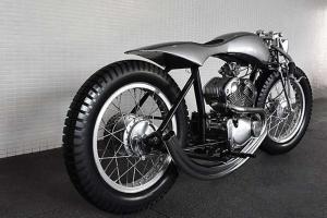 2015 Yamaha SR400 Silver Aero by Half Cast Creations