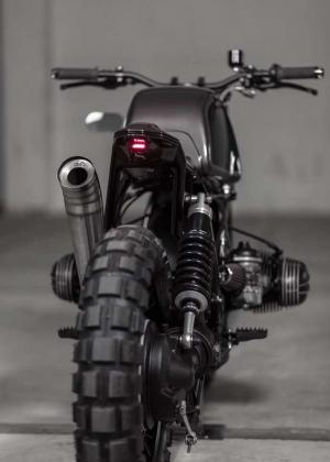 2015 BMW R100R by Vagabund