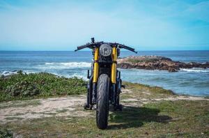 2015 Triumph Bonneville Bullitt Cafe Racer