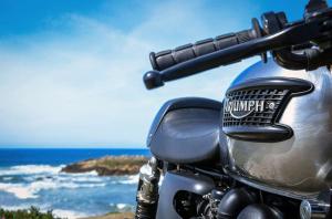 2015 Triumph Bonneville Bullitt Cafe Racer