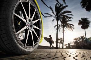 2016 Rinspeed Ʃtos