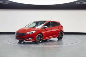 2015 Ford Focus Black and Red Edition