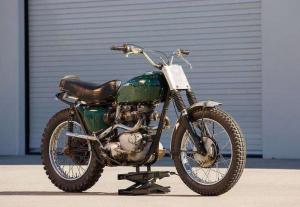 Уникальный байк Triumph Bonneville Desert Sled пустят с молотка за 45-55 тысяч евро