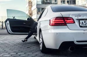 Девушка на BMW