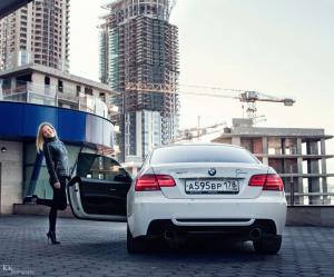 Девушка на BMW