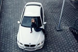Девушка на BMW