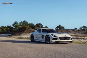 2015 Mercedes-Benz SLS AMG Black Series by RENNtech
