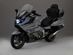 BMW ConnectedRide Laser Headlight и Helmet HUD
