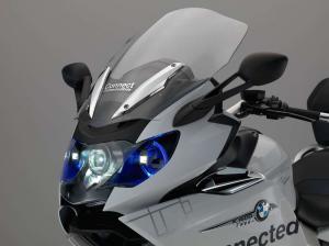 BMW ConnectedRide Laser Headlight и Helmet HUD