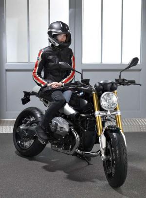 BMW Helmet HUD