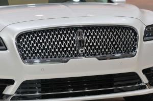 2016 Lincoln Continental