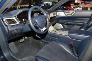 2016 Lincoln Continental