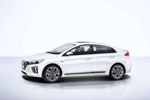 2016 Hyundai IONIQ hybrid