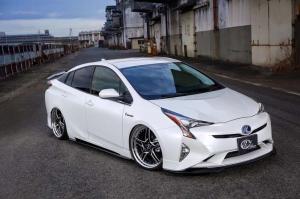 Тюнинг-ателье Kuhl представило собственный вариант нового гибрида Toyota Prius
