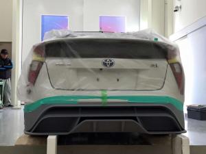 2016 Toyota Prius by Kuhl