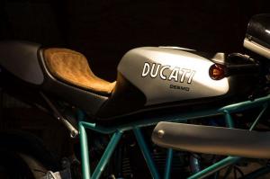 1994 Ducati 900SS/SP Paul Smart by Moto Studio