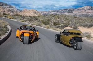 Американцы построили трёхколесный автомобиль с 200-сильным двигателем