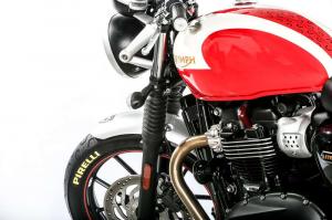 2015 Triumph Street Twin Pirelli Edition