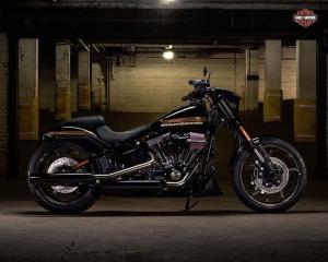 2016 Harley-Davidson CVO Pro Street Breakout