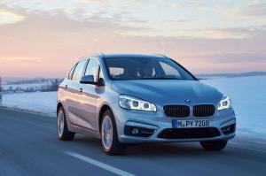 Состоялась премьера гибридного минивэна BMW 225xe Active Tourer 2016 м.г.