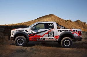2016 Ford F-150 Raptor Best in the Desert