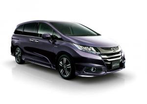 2016 год Honda Odyssey Absolute Hybrid