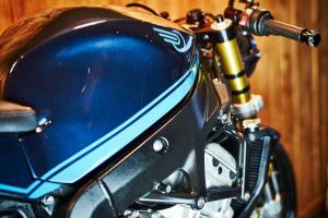 2016 BMW S1000R by Purebreed Motocycles
