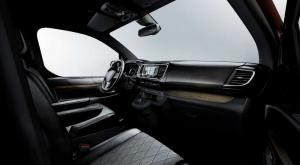 2016 Peugeot Traveller i-Lab