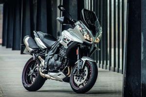 Компания Triumph представила новый мотоцикл Tiger Sport 2016