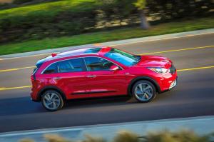 2016 Kia Niro US)