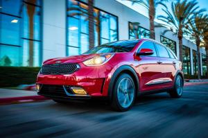2016 Kia Niro US)