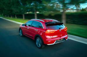 2016 Kia Niro US)