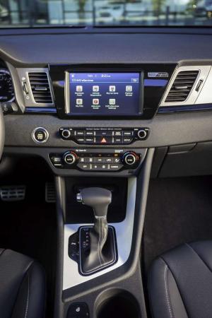 2016 Kia Niro US)