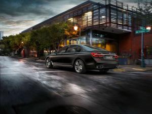 2016 BMW M760Li xDrive