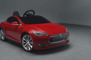 Tesla Model S для детей