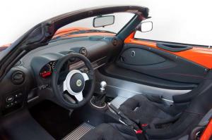 2016 Lotus Elise Cup 250