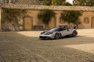 2016 Pagani Huayra BC